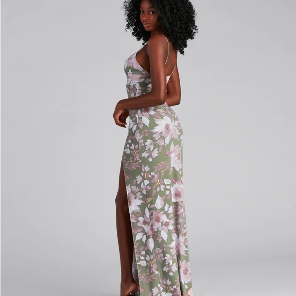 Windsor dress sage green floral maxi dress side slit size Medium new with tags l - Picture 4 of 7